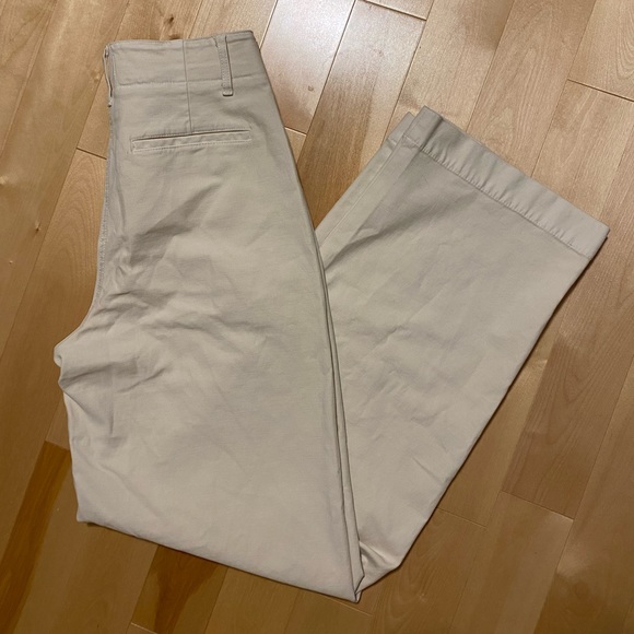 NWOT Aritzia Wilfred Ascendant Wide Leg Pant Birch Size 4 - Picture 4 of 4